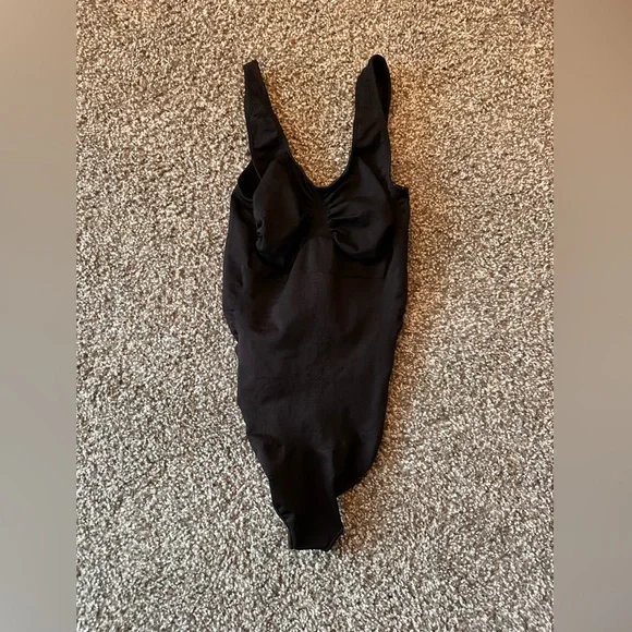 NWT Yitty Nearly Naked Thong Body Suit - Picture 3 of 6